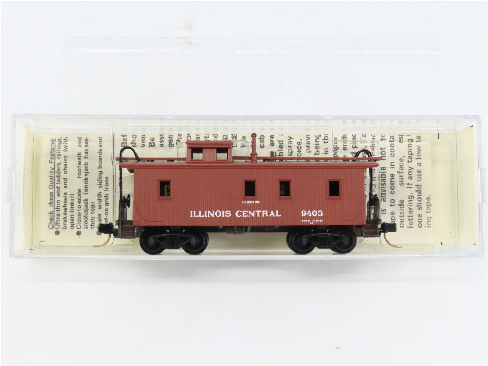 N Scale Micro-Trains MTL 50030 IC Illinois Central 34' Wood-Sheathed Caboose RTR