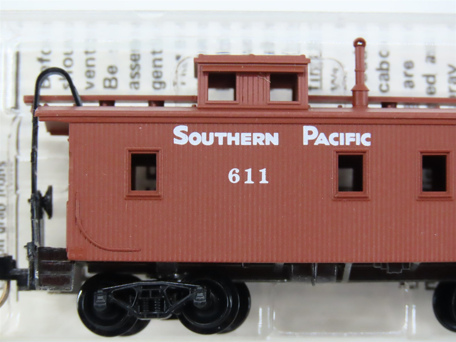 N Scale Micro-Trains MTL 50070 SP Southern Pacific 34' Wood-Sheathed Caboose RTR