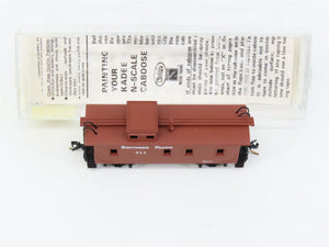 N Scale Micro-Trains MTL 50070 SP Southern Pacific 34' Wood-Sheathed Caboose RTR
