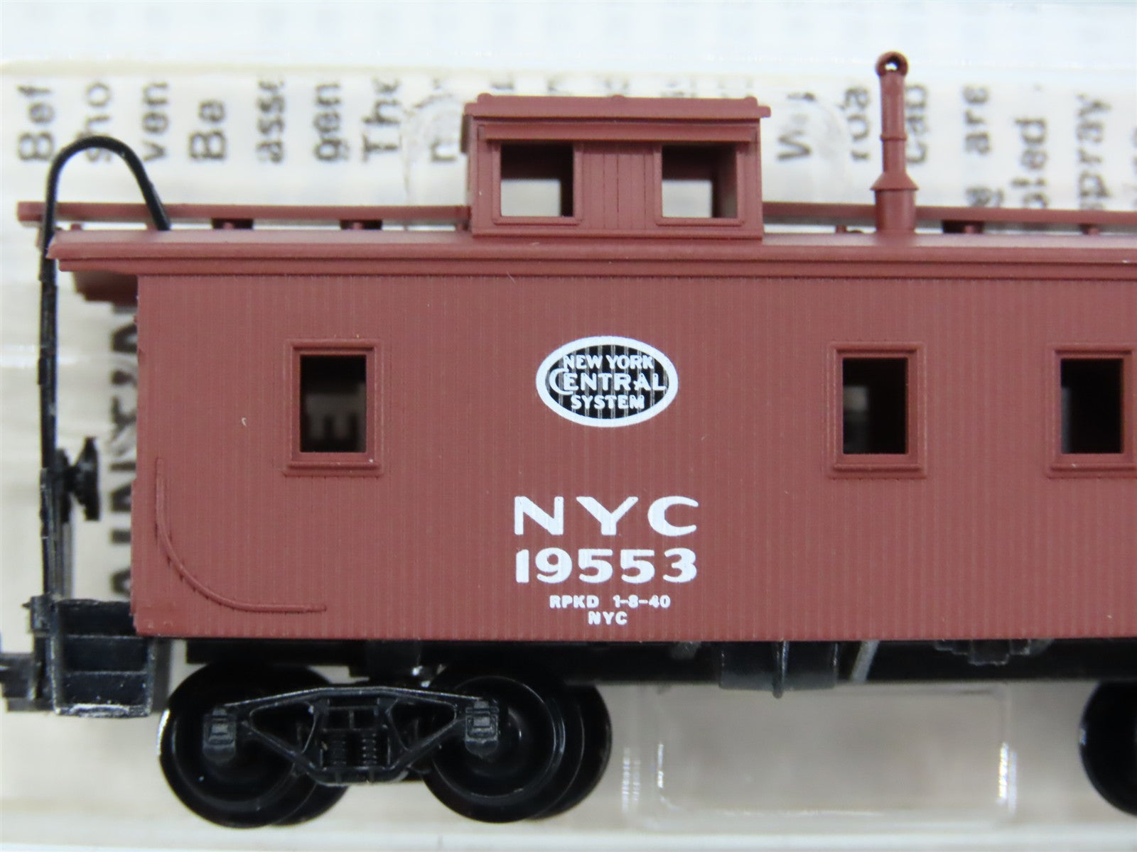 N Scale Micro-Trains MTL 50060 New York Central 34' Wood Sheathed Caboose RTR