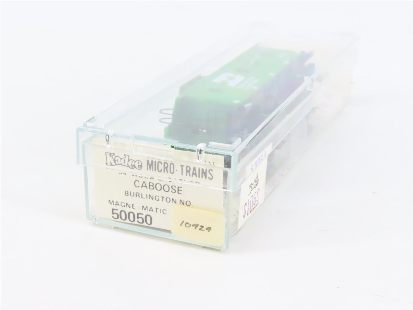N Scale Micro-Trains MTL 50050 Burlington Northern 34' Wood-Sheathed Caboose RTR