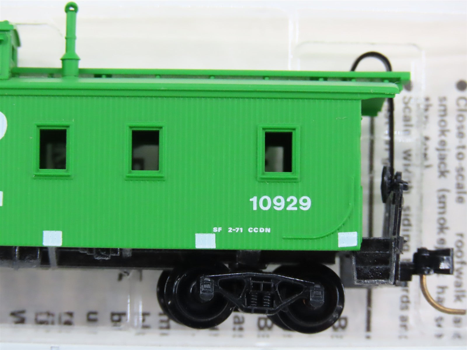 N Scale Micro-Trains MTL 50050 Burlington Northern 34' Wood-Sheathed Caboose RTR