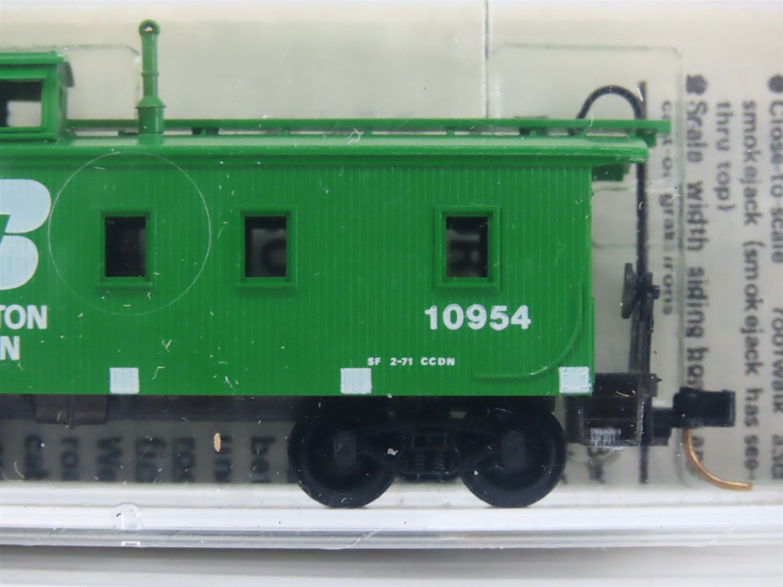N Scale Micro-Trains MTL 50050 Burlington Northern 34' Wood Sheathed Caboose RTR