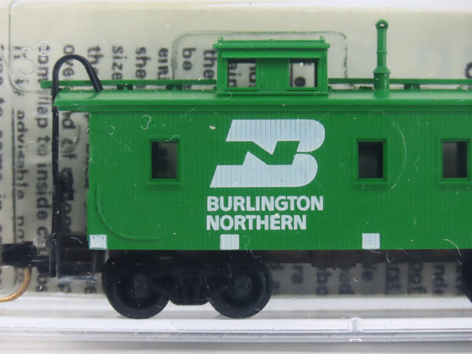 N Scale Micro-Trains MTL 50050 Burlington Northern 34' Wood Sheathed Caboose RTR