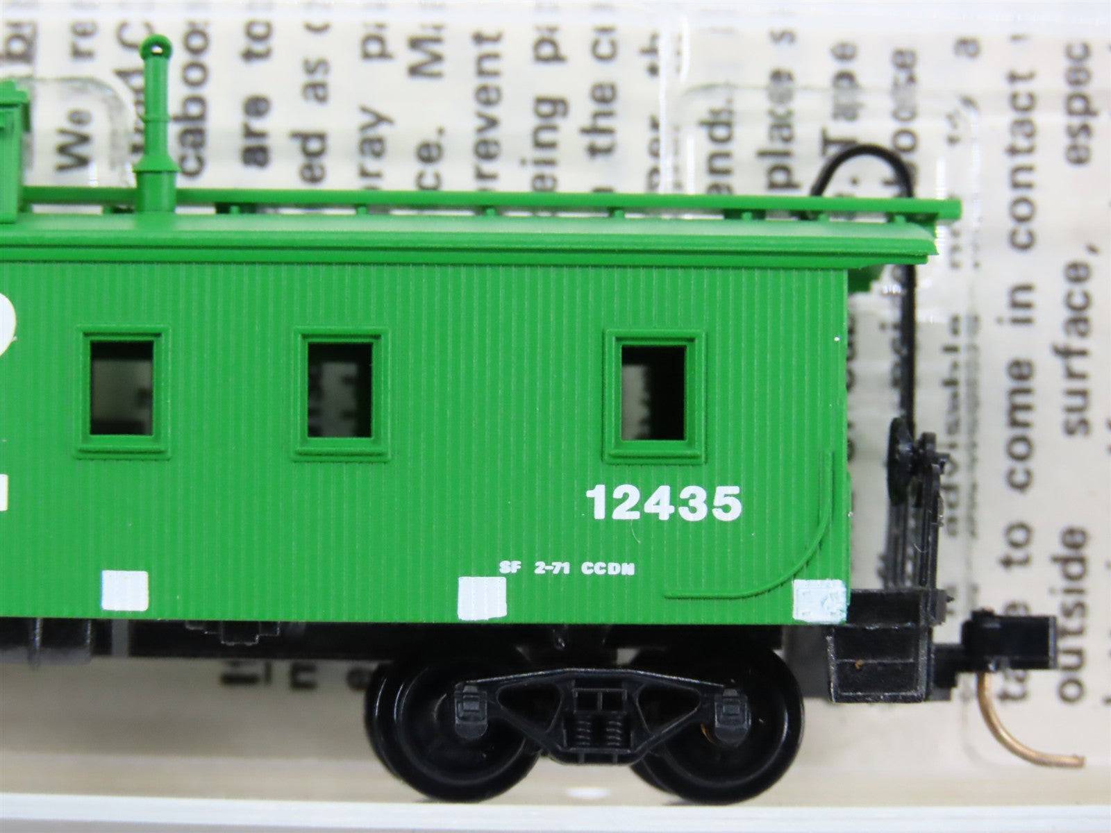 N Scale Micro-Trains MTL 50050 Burlington Northern 34' Wood-Sheathed Caboose RTR