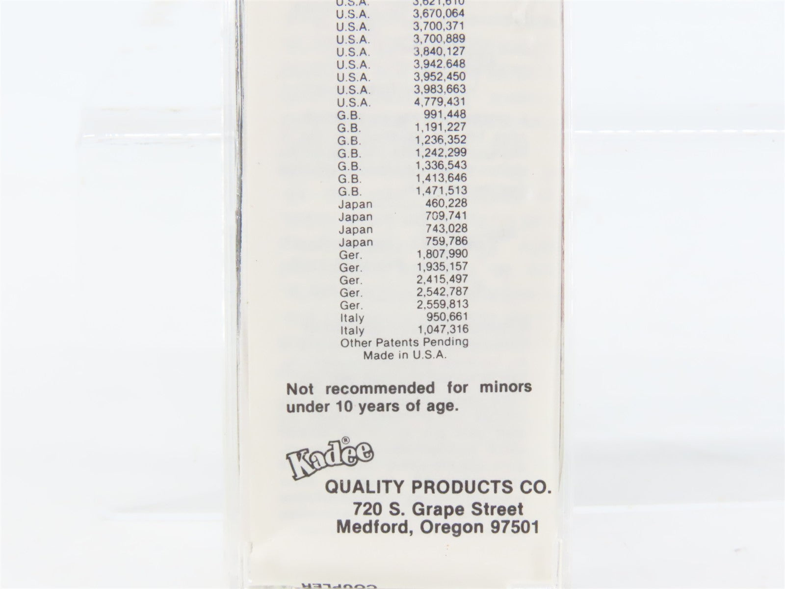 N Scale Micro-Trains MTL 50090 GN Great Northern 34' Wood-Sheathed Caboose RTR