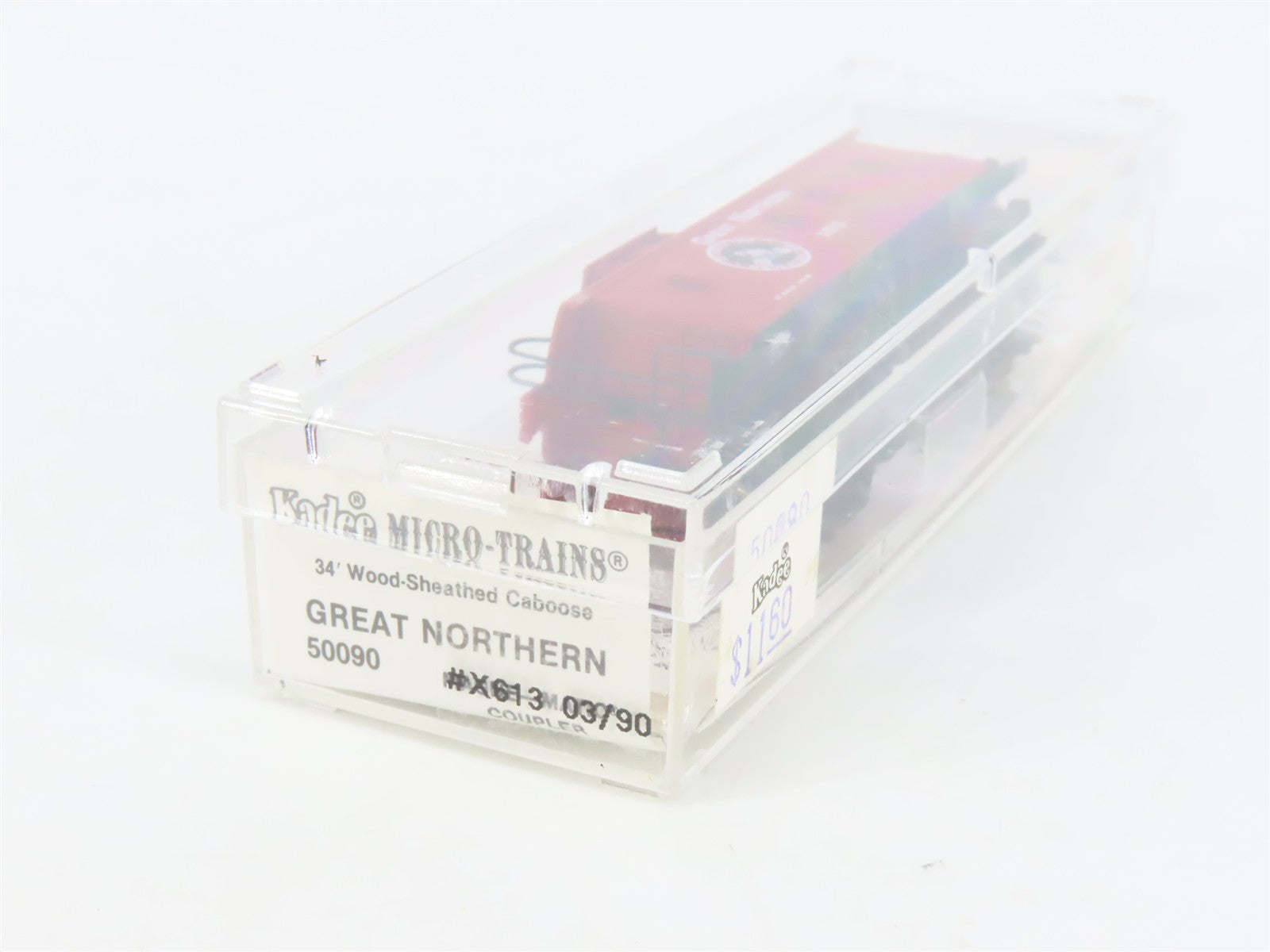 N Scale Micro-Trains MTL 50090 GN Great Northern 34' Wood-Sheathed Caboose RTR