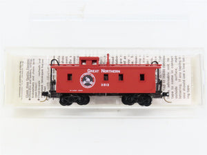 N Scale Micro-Trains MTL 50090 Great Northern 34' Wood-Sheathed Caboose X613 RTR