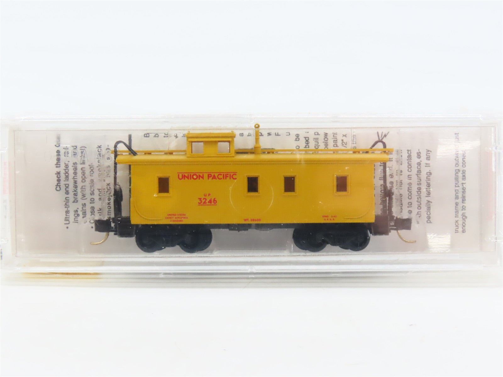N Scale Micro-Trains MTL 50100 UP Union Pacific 34' Caboose 3246 RTR