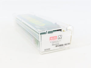 N Scale Micro-Trains MTL 32320 RDG Reading 50' Plug Door Box Car 17059 RTR