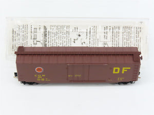 N Scale Micro-Trains MTL 32300 Chicago Great Western 50' Single Door Box Car RTR