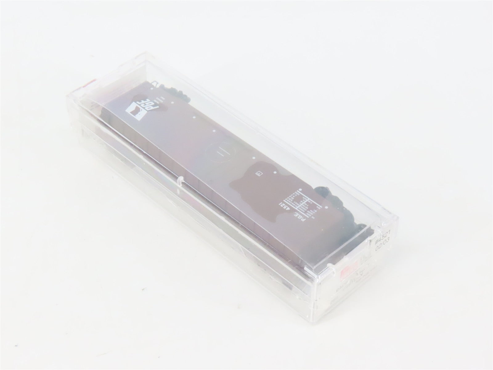 N Scale Micro-Trains MTL 32260 PGE Pacific Great Eastern 50' Box Car 4521 RTR