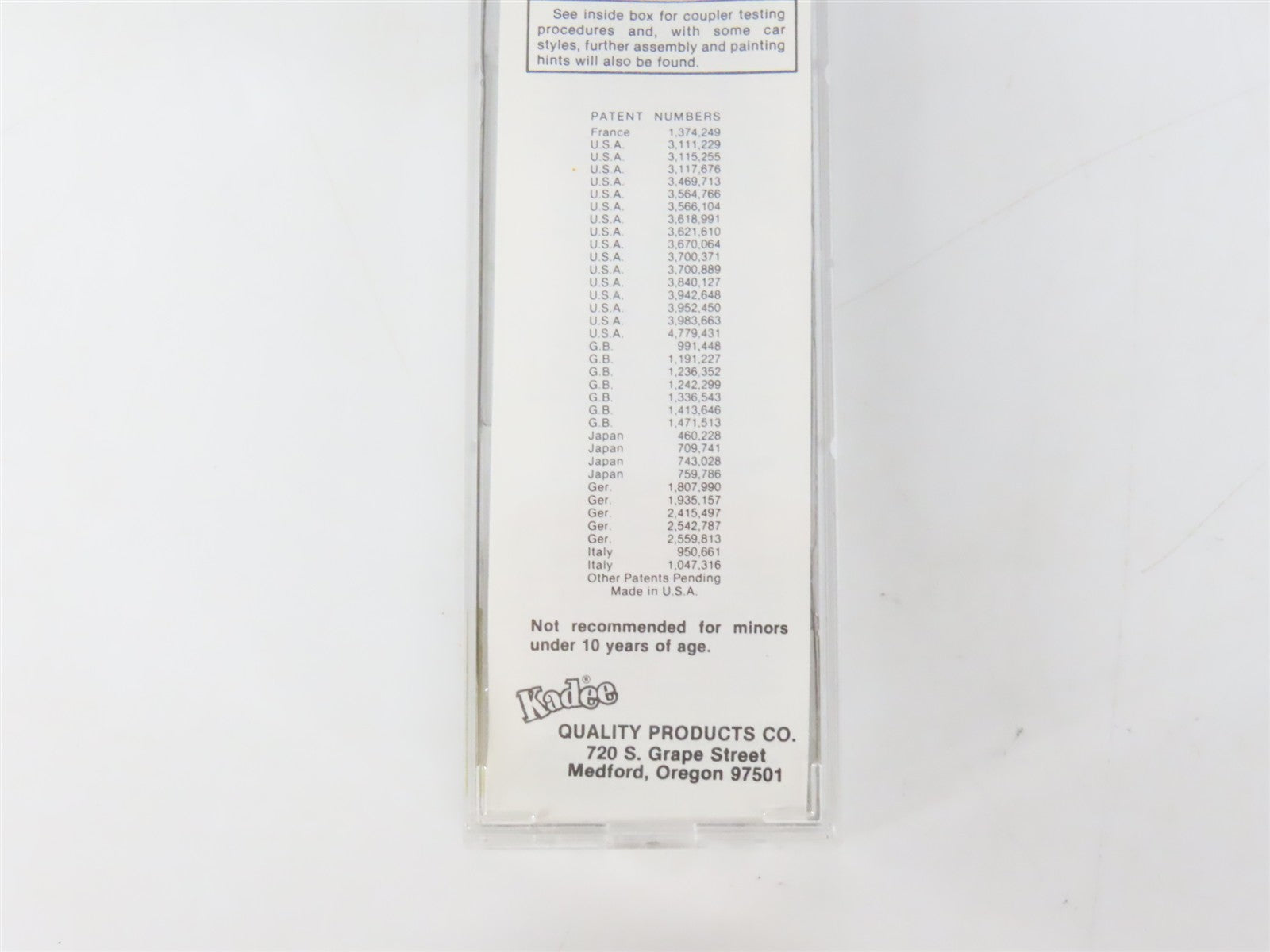 N Scale Micro-Trains MTL 32260 PGE Pacific Great Eastern 50' Box Car 4582 RTR