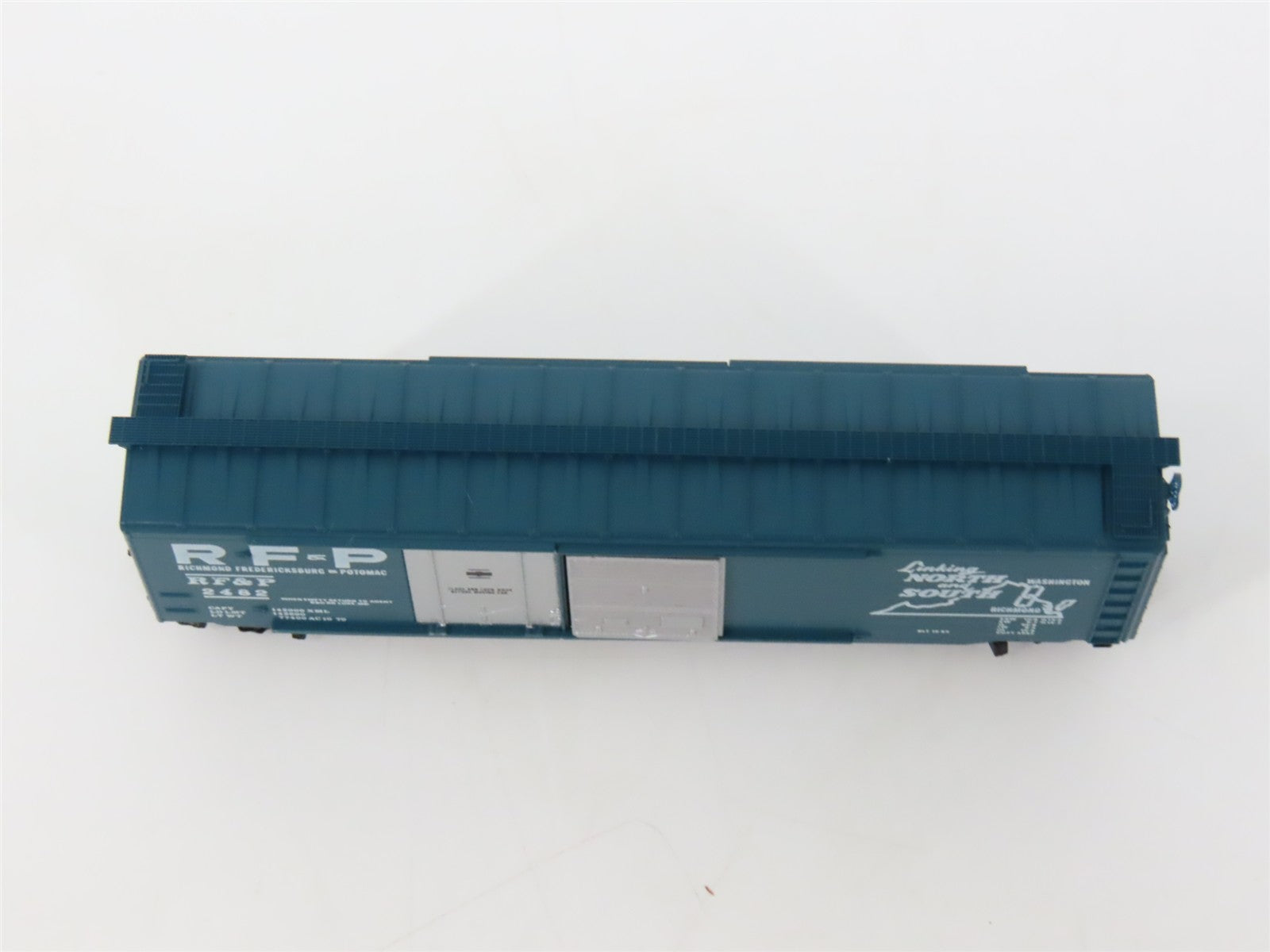 N Scale Micro-Trains MTL 33020 Richmond, Fredericksburg & Potomac Box Car RTR