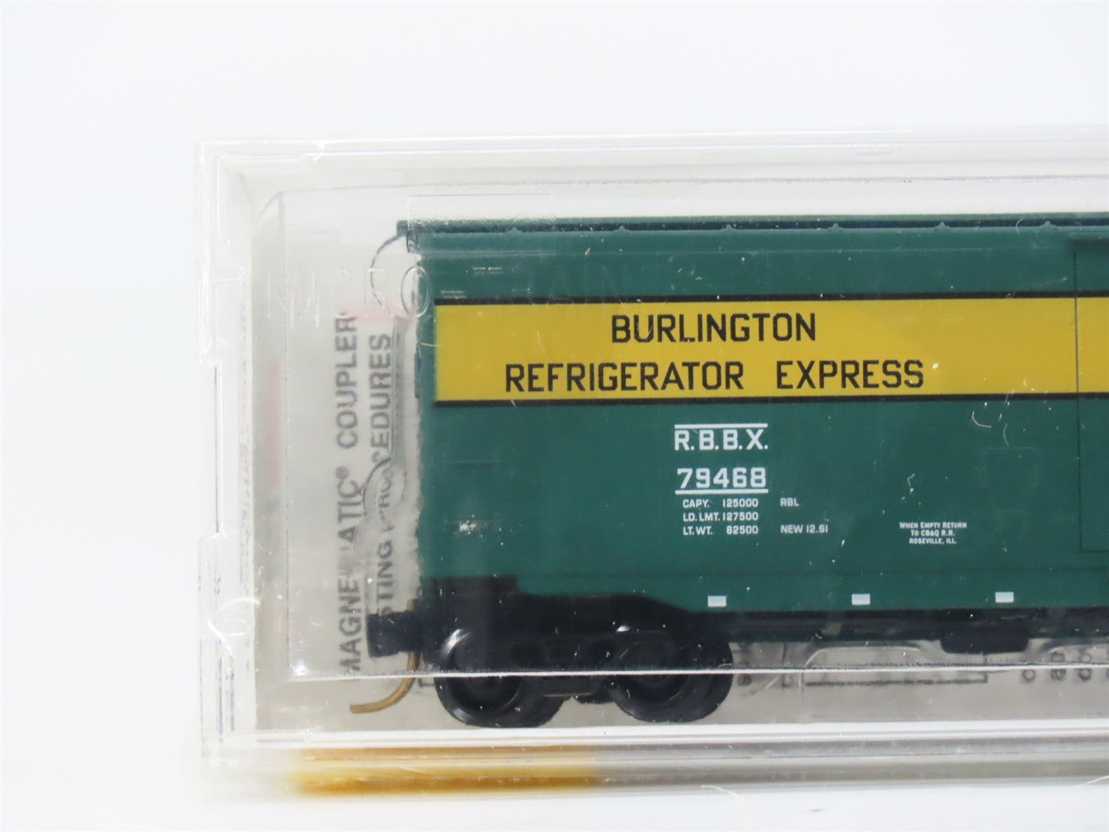 N Scale Micro-Trains MTL 32370 Chicago, Burlington & Quincy Box Car RTR