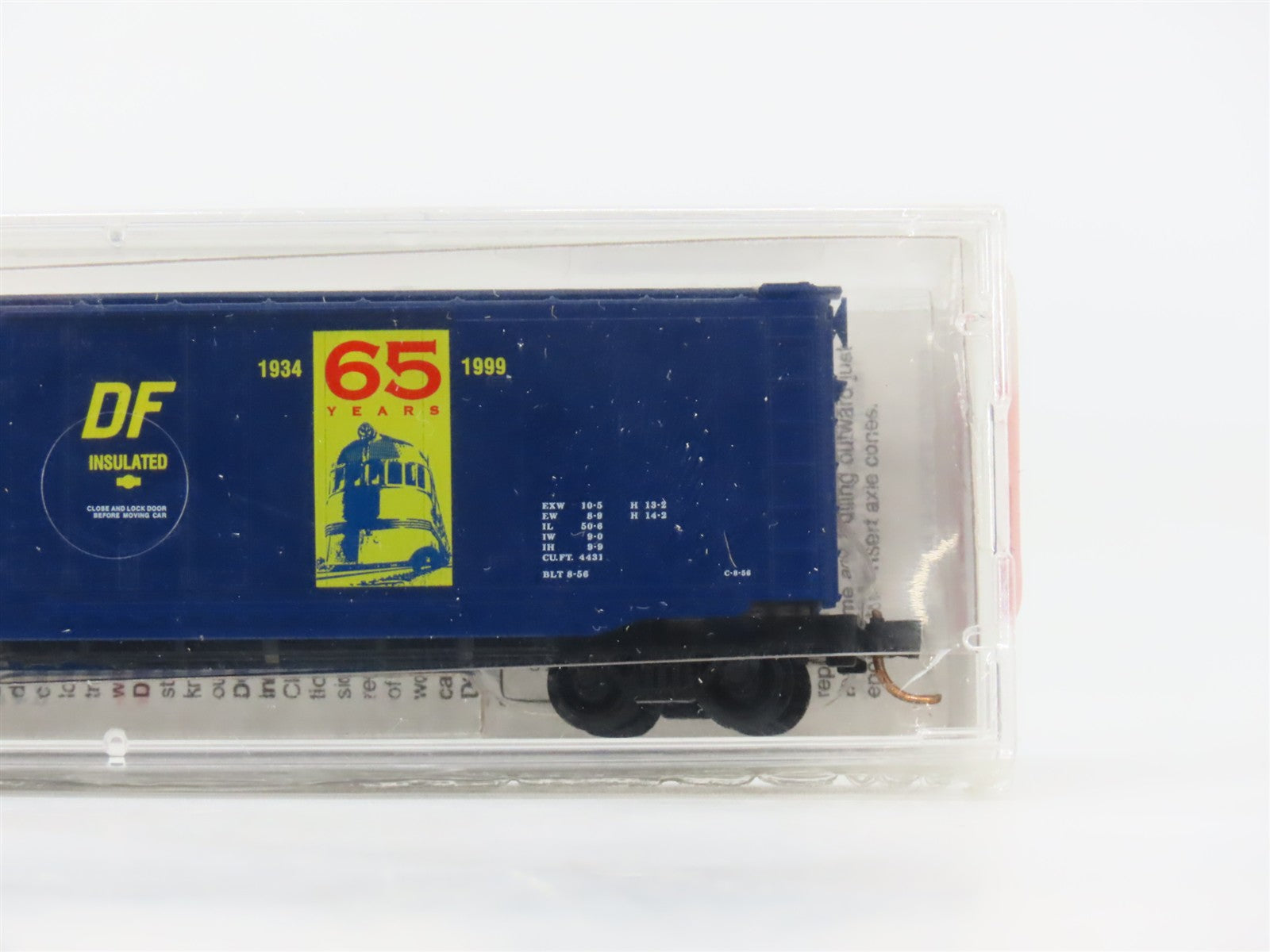 N Scale Micro-Trains MTL 32360 MR Model Railroader 50' Plug Door Box Car RTR