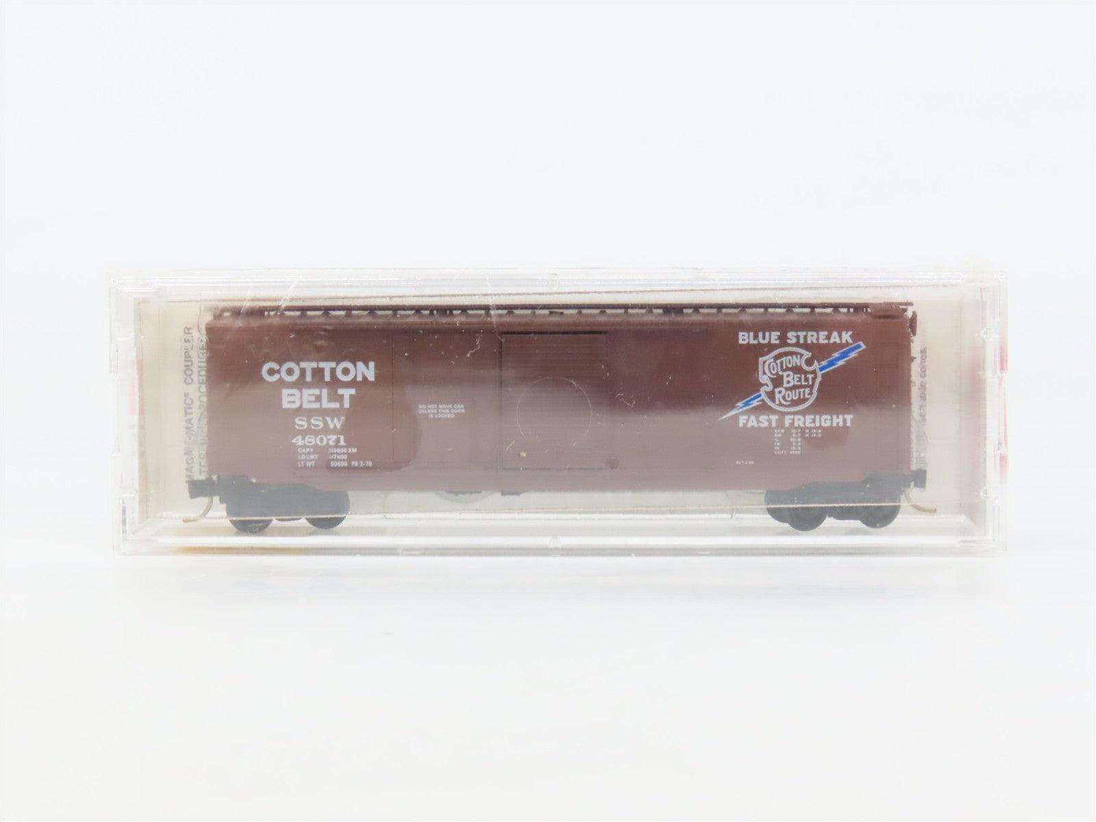 N Scale Micro-Trains MTL 33060 Cotton Belt 50' Plug & Sliding Door Box Car RTR