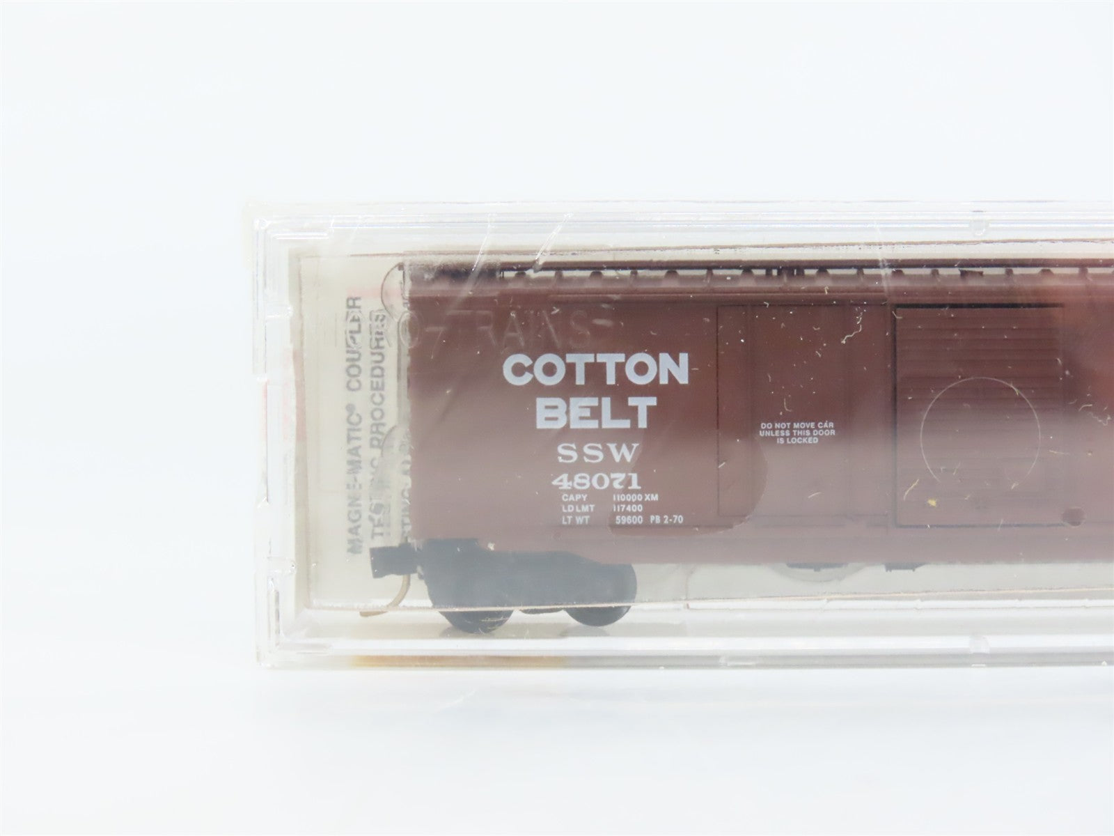 N Scale Micro-Trains MTL 33060 Cotton Belt 50' Plug & Sliding Door Box Car RTR