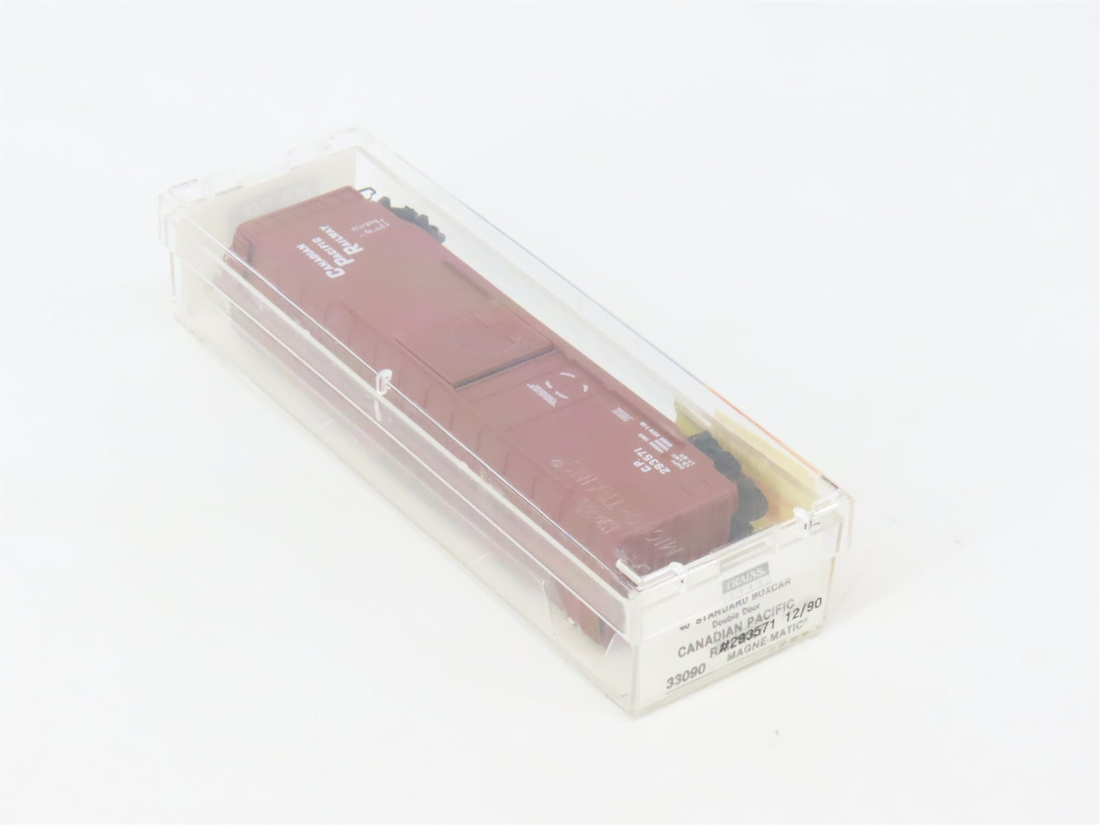 N Scale Micro-Trains MTL 33090 CP Canadian Pacific 40' Double Door Box Car RTR