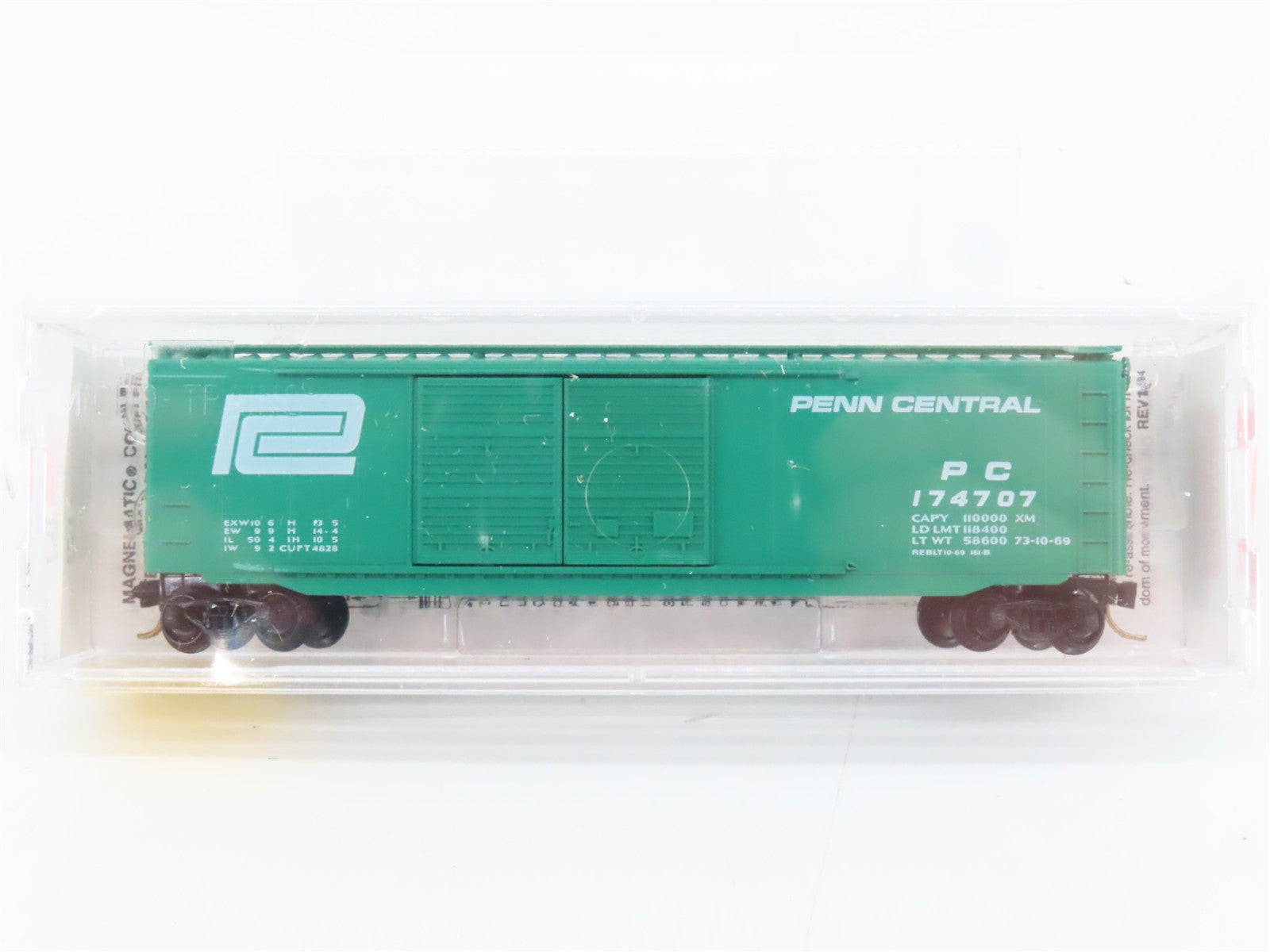 N Scale Micro-Trains MTL 34020 PC Penn Central 50' Double Door Box Car RTR