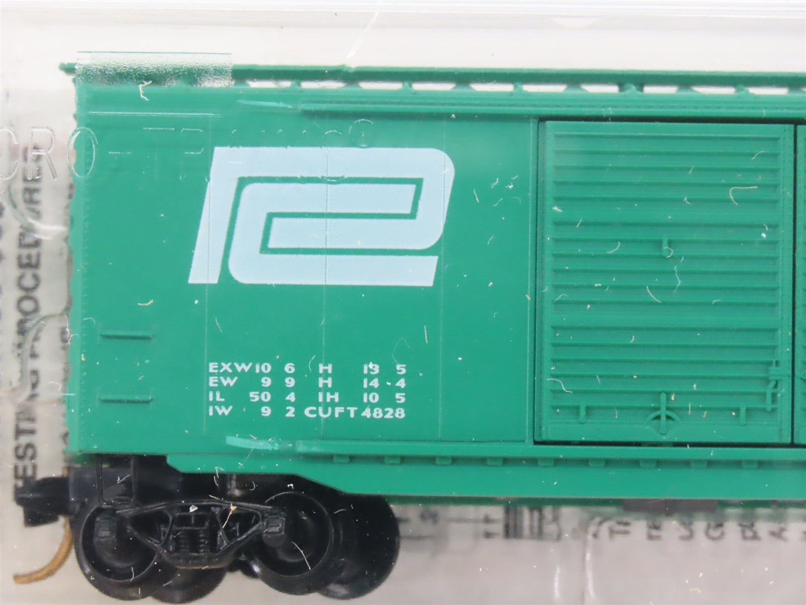 N Scale Micro-Trains MTL 34020 PC Penn Central 50' Double Door Box Car RTR