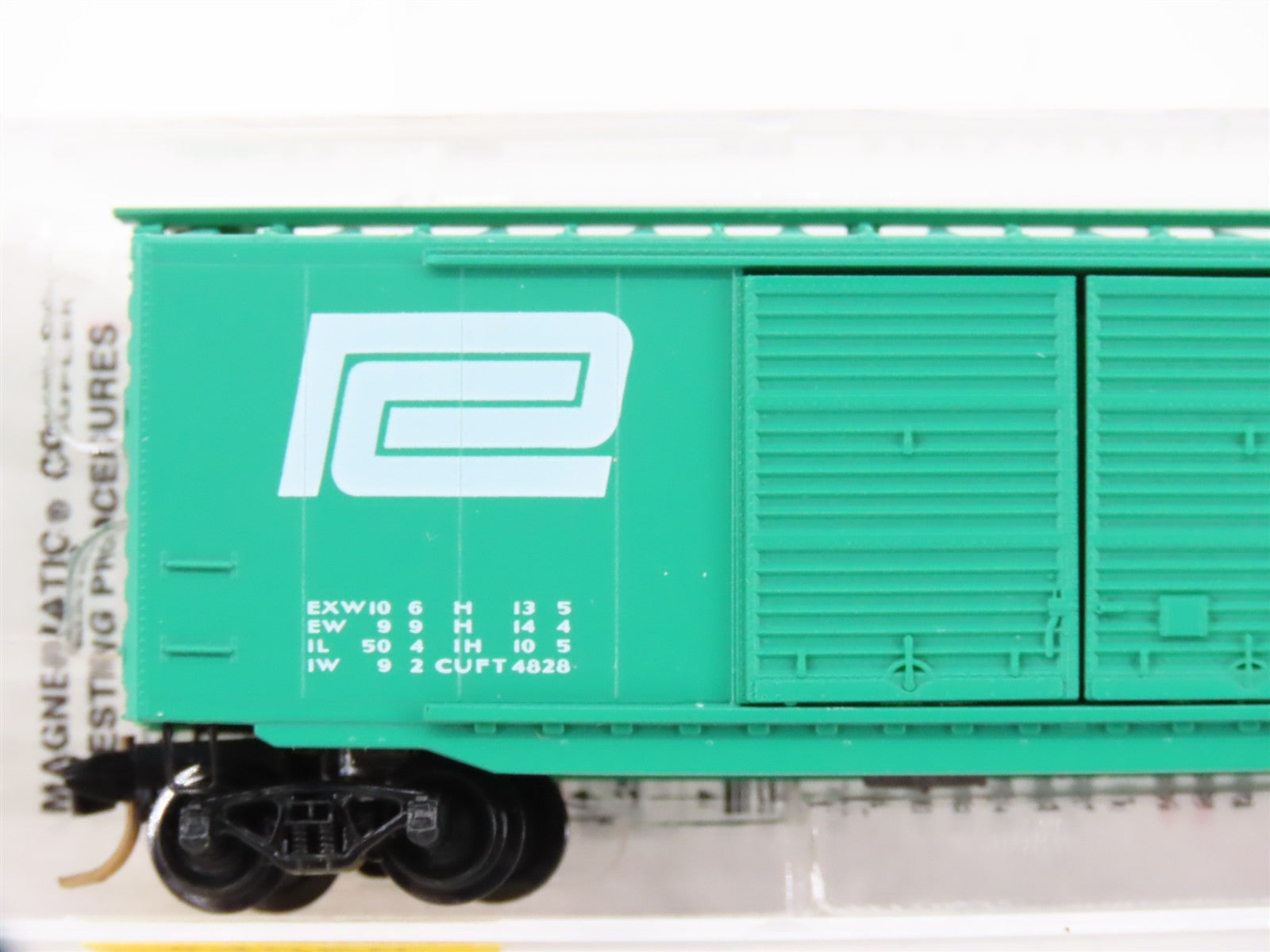 N Scale Micro-Trains MTL 34020 PC Penn Central 50' Box Car 174707 RTR