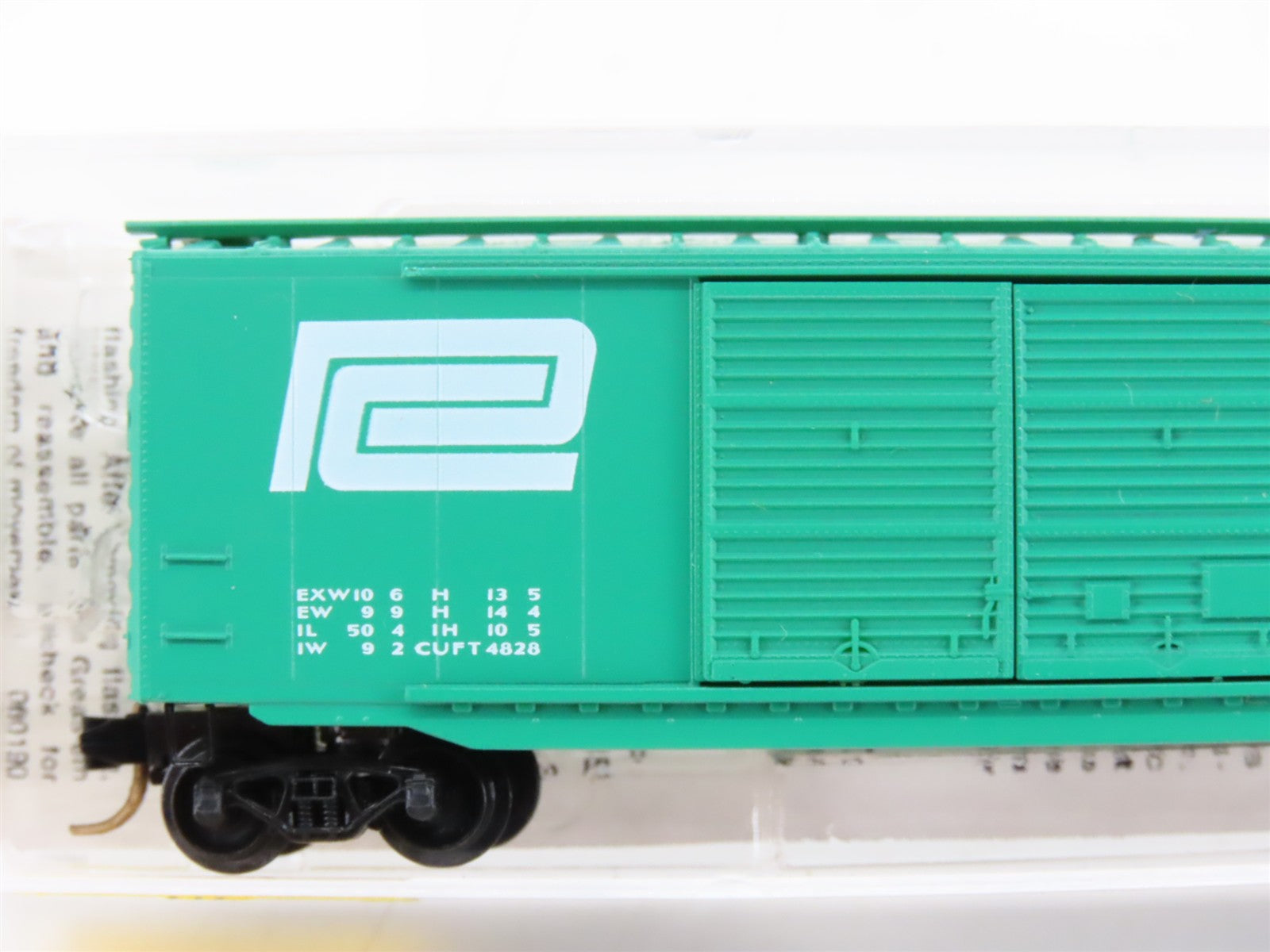 N Scale Micro-Trains MTL 34020 PC Penn Central 50' Box Car 174707 RTR