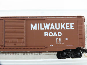 N Scale Micro-Trains MTL 33100 MILW Milwaukee Road 50' Box Car 12125 RTR