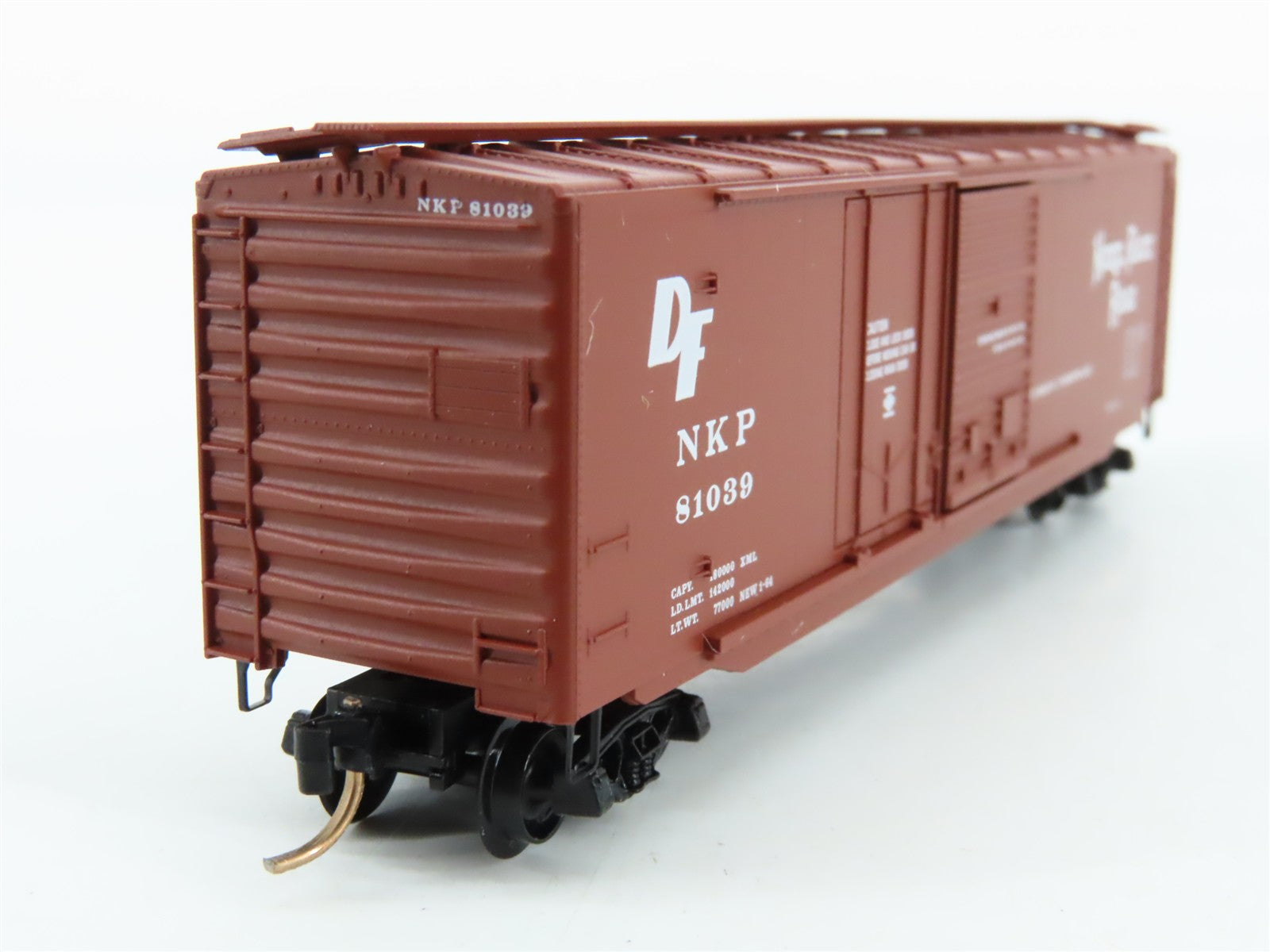 N Scale Micro-Trains MTL 33110 NKP Nickel Plate Road 50' Box Car 81039