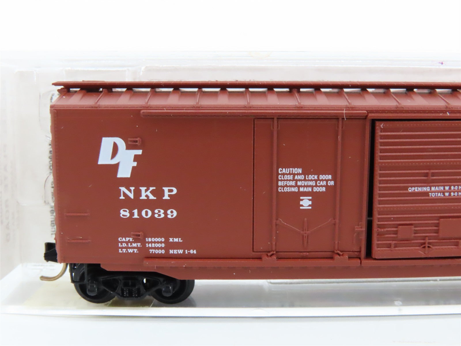 N Scale Micro-Trains MTL 33110 NKP Nickel Plate Road 50' Box Car 81039