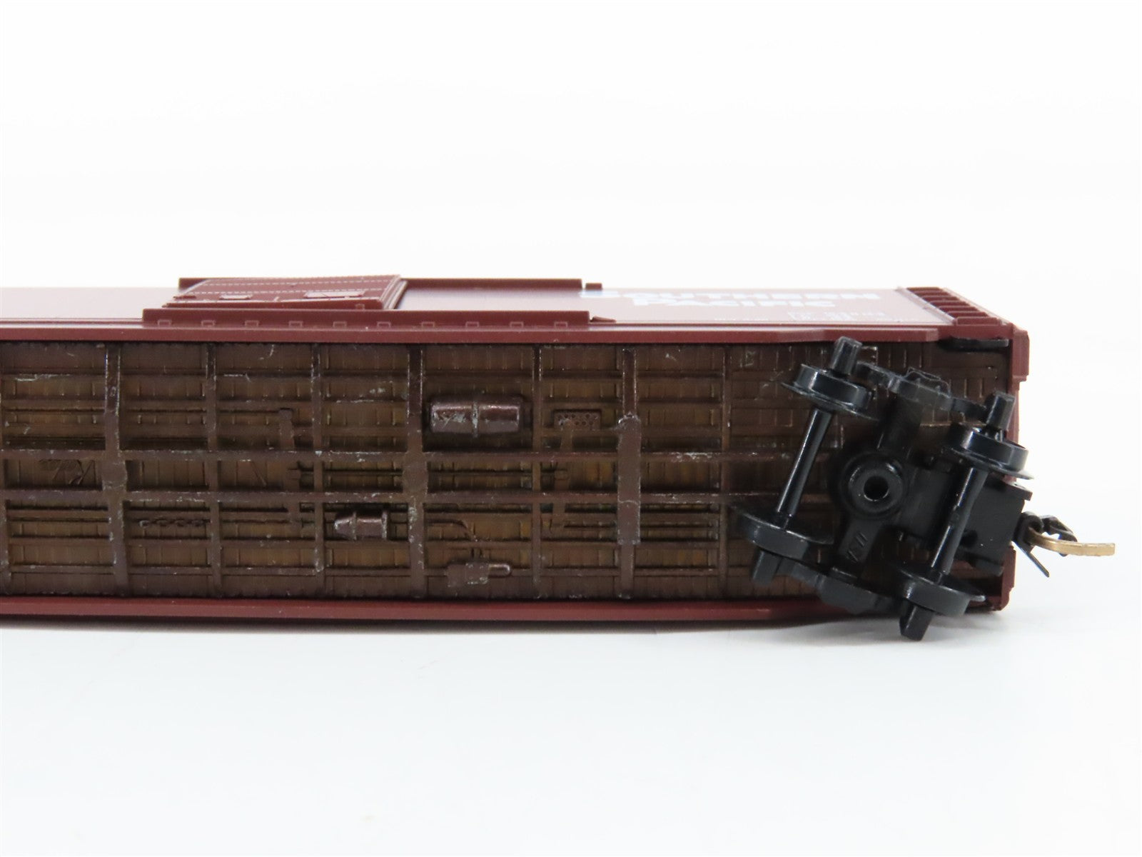 N Scale Micro-Trains MTL 31200 SP Southern Pacific 50' Box Car 652270