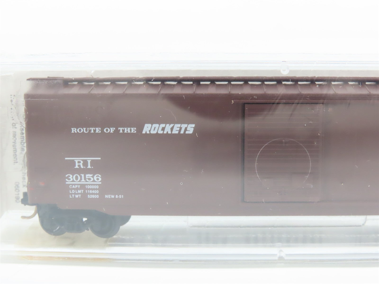 N Scale Micro-Trains MTL 31240 RI Rock Island 50' Single Door Box Car 30156