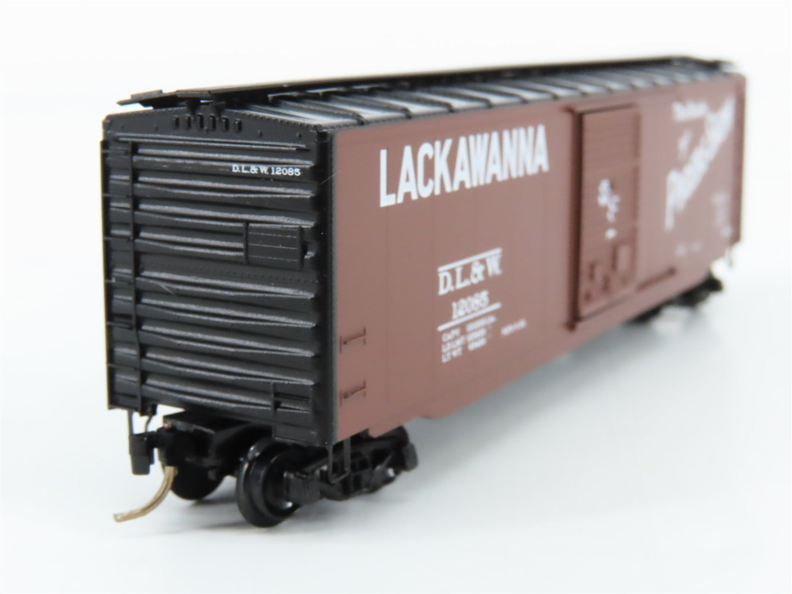 N Scale Micro-Trains MTL 31230 DL&W Lackawanna Phoebe Snow 50' Box Car 12085