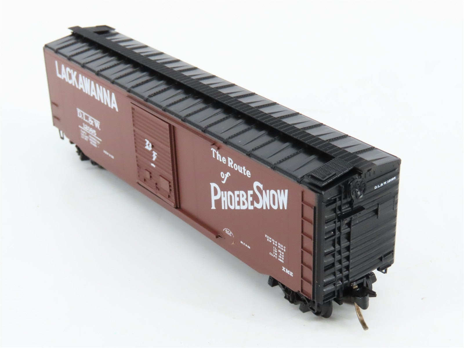 N Scale Micro-Trains MTL 31230 DL&W Lackawanna Phoebe Snow 50' Box Car 12085