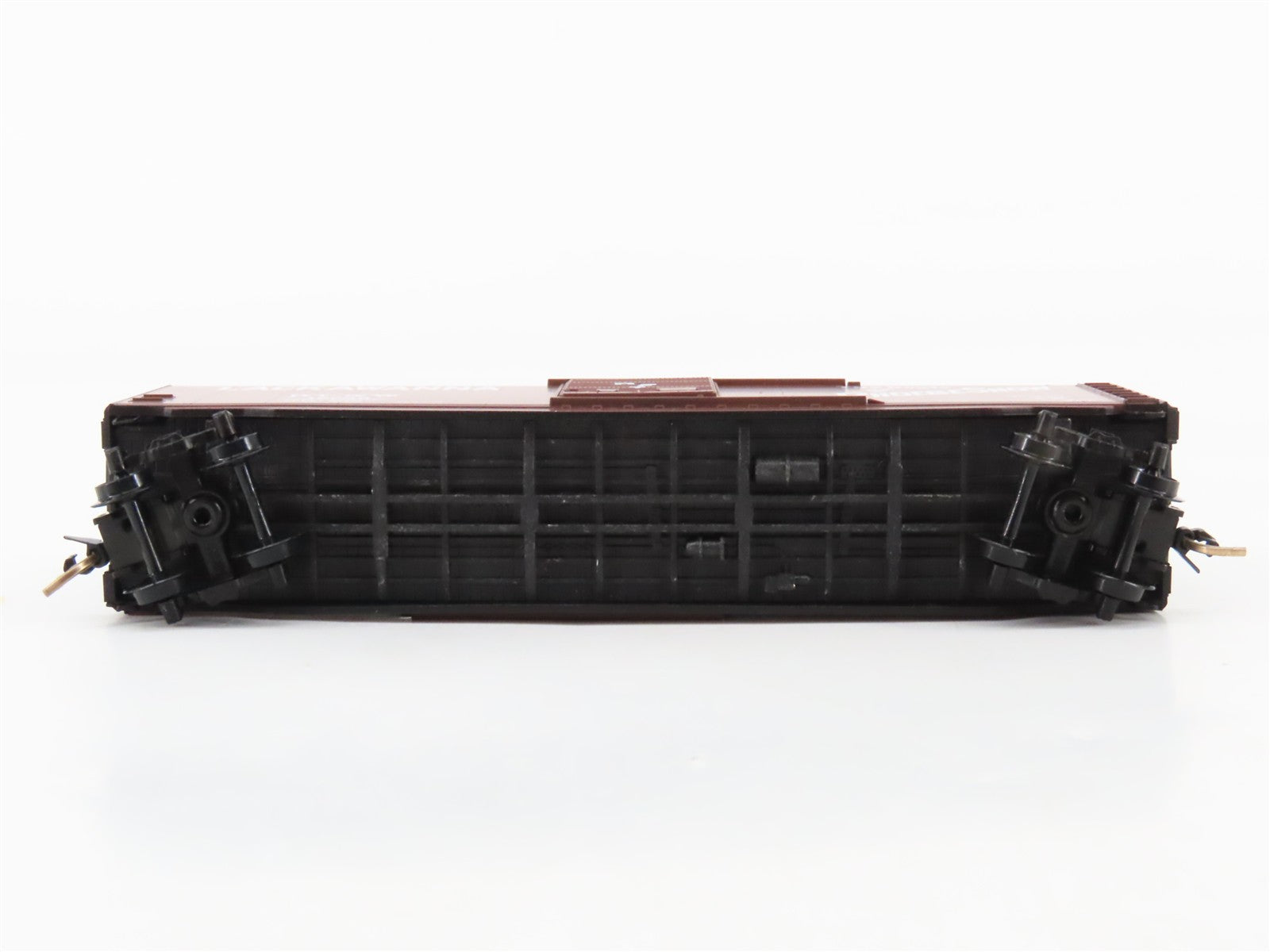 N Scale Micro-Trains MTL 31230 DL&W Delaware, Lackawanna & Western Box Car 12085