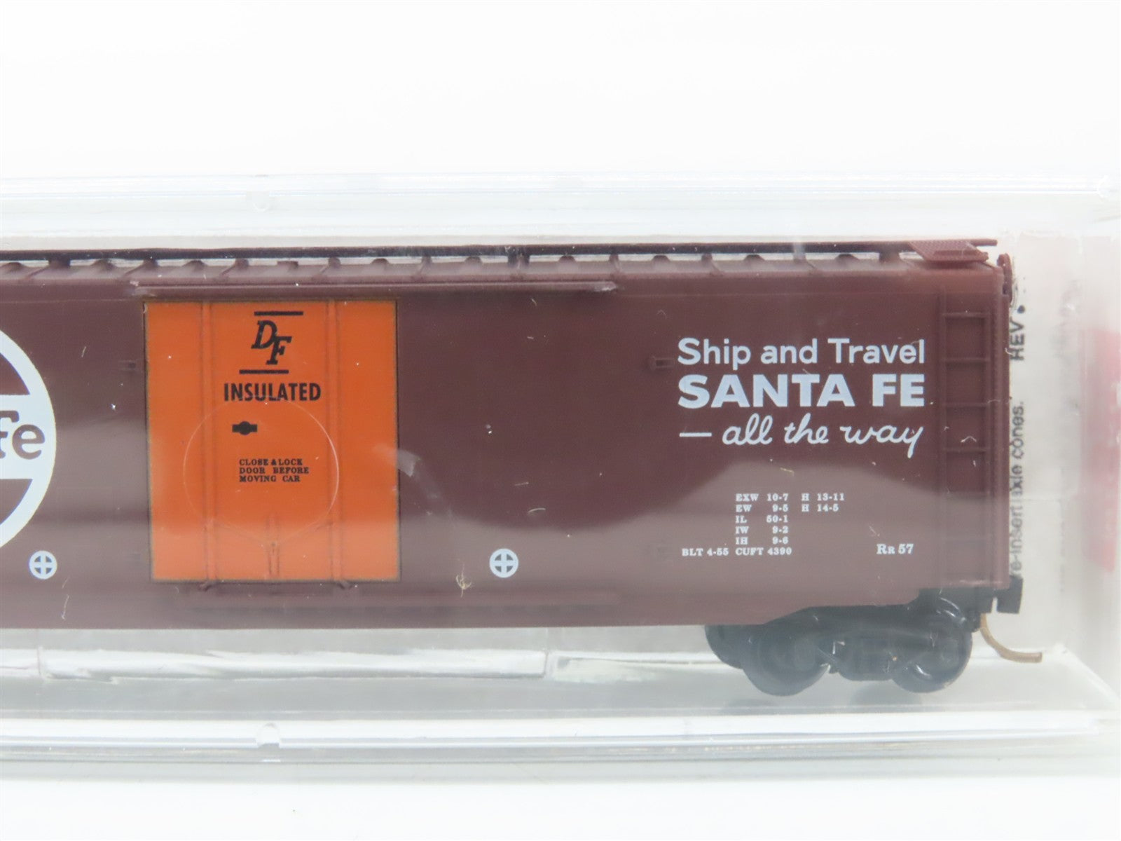 N Scale Micro-Trains MTL 32050/1 SFRB Santa Fe 50' Box Car 6153