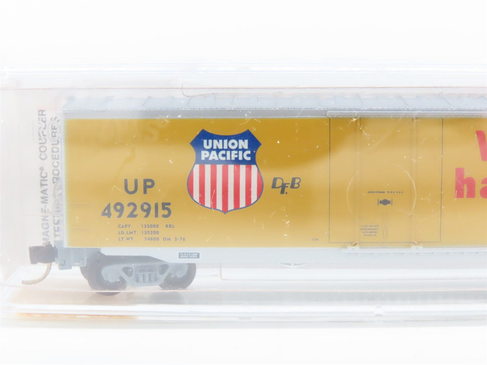 N Scale Micro-Trains MTL 38240 UP Union Pacific 50' Box Car 492915