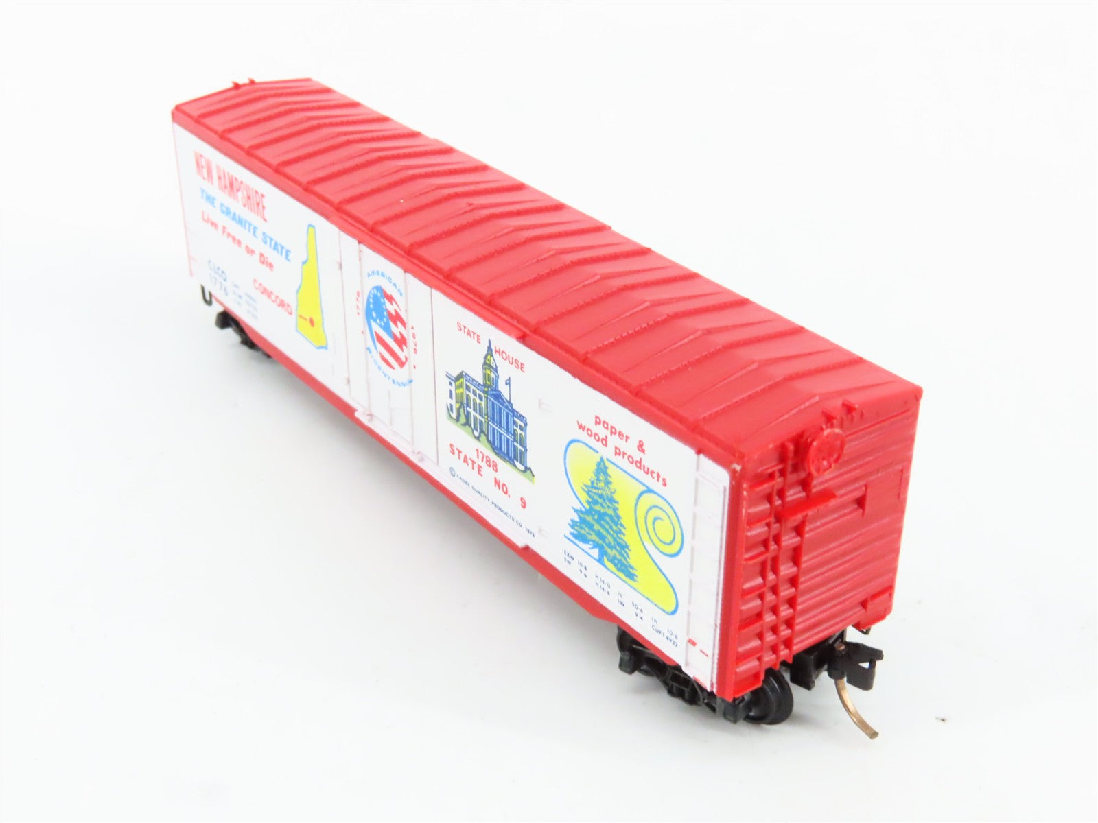 N Scale Micro-Trains MTL 38000 CLCO New Hampshire 50' Box Car 1776