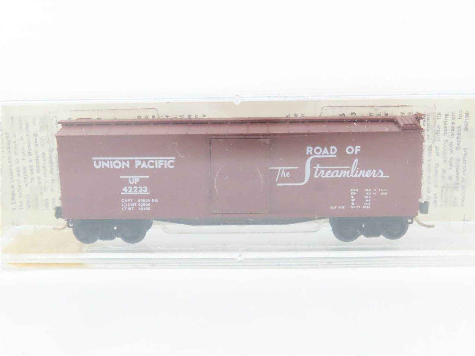 N Scale Micro-Trains MTL 39010 UP Union Pacific 40' Box Car 42233