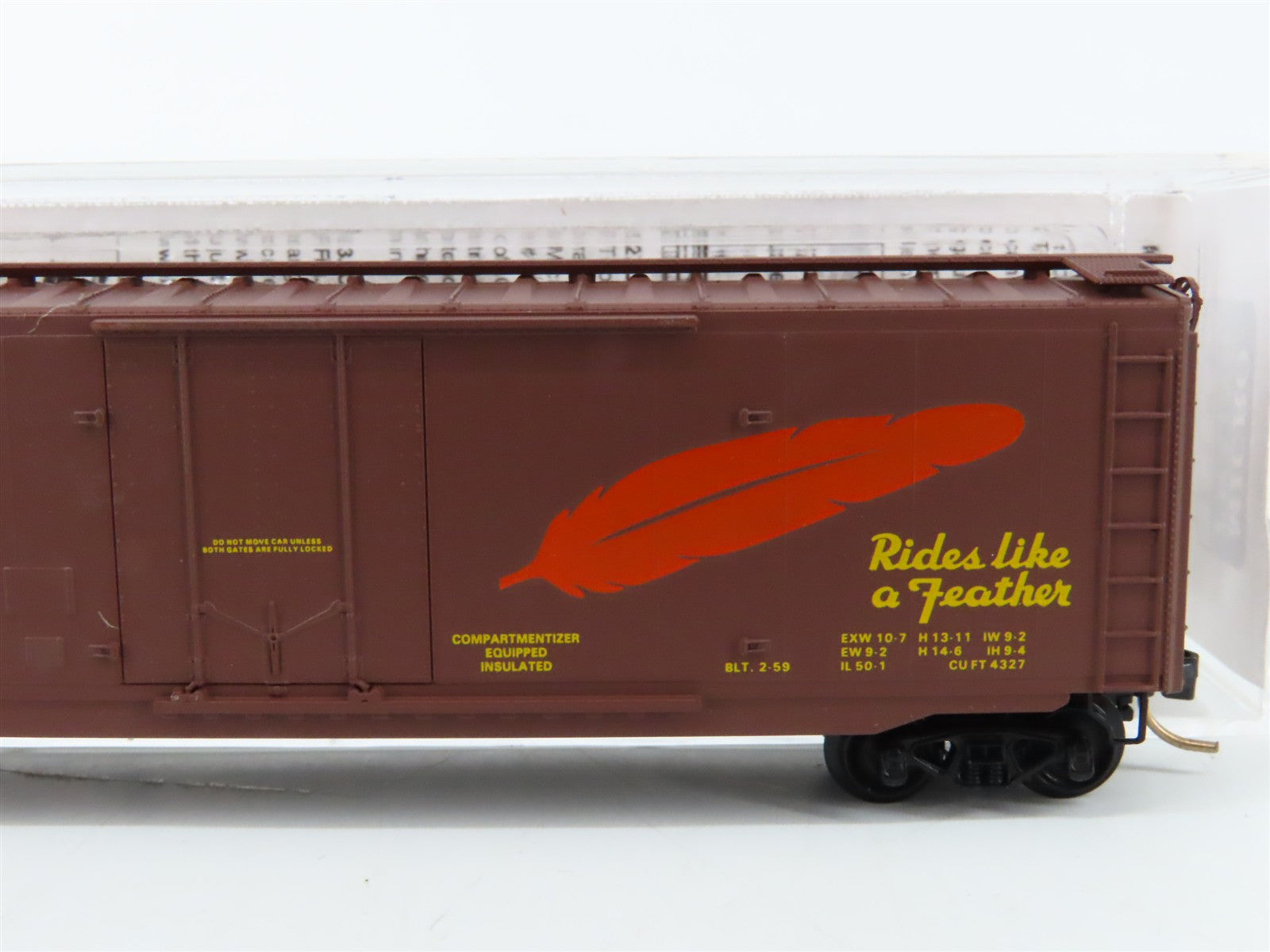 N Scale Micro-Trains MTL 32180 WP Western Pacific 50' Plug Door Box Car 55935