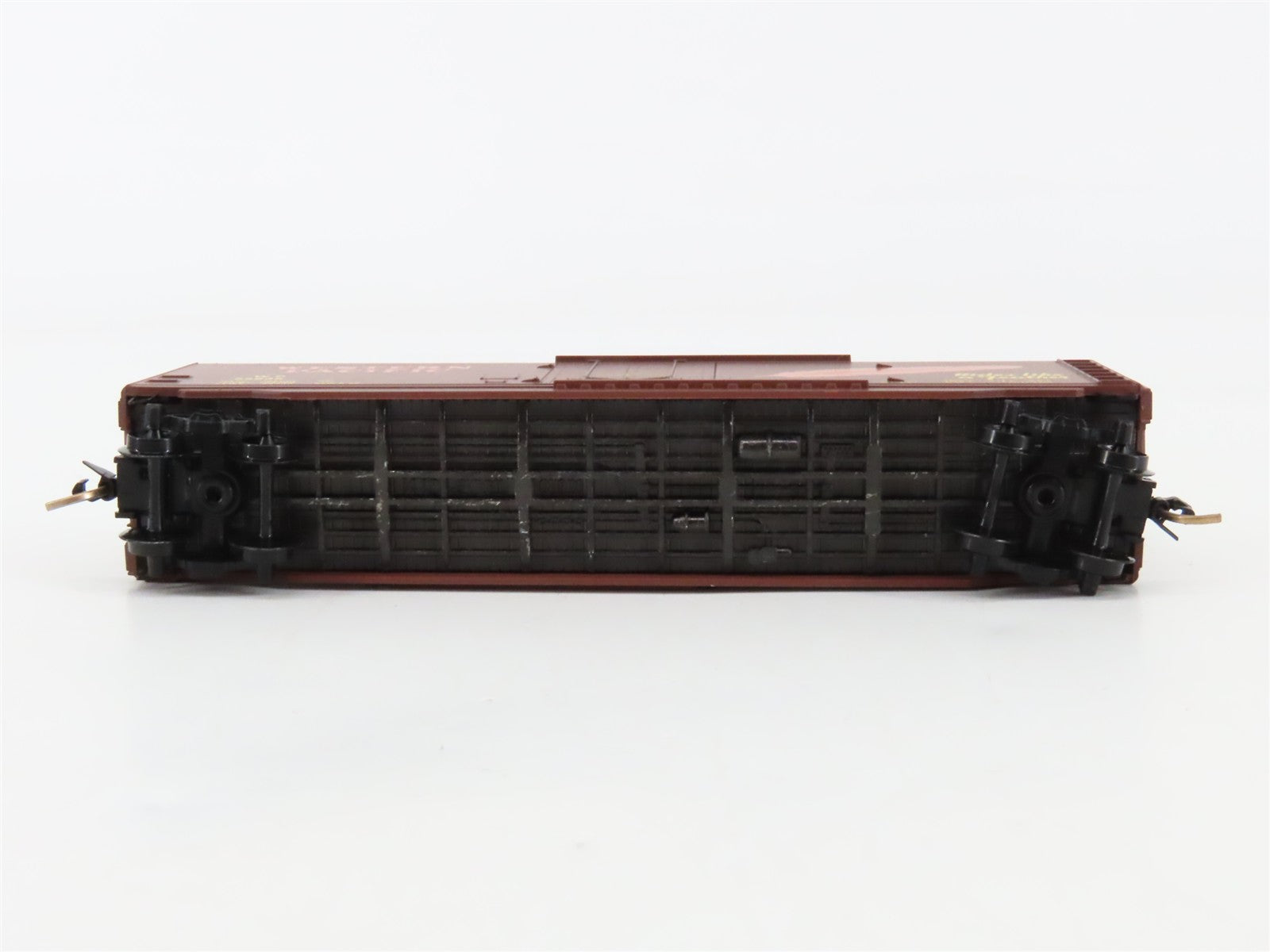 N Scale Micro-Trains MTL 32180 WP Western Pacific 50' Plug Door Box Car 55935