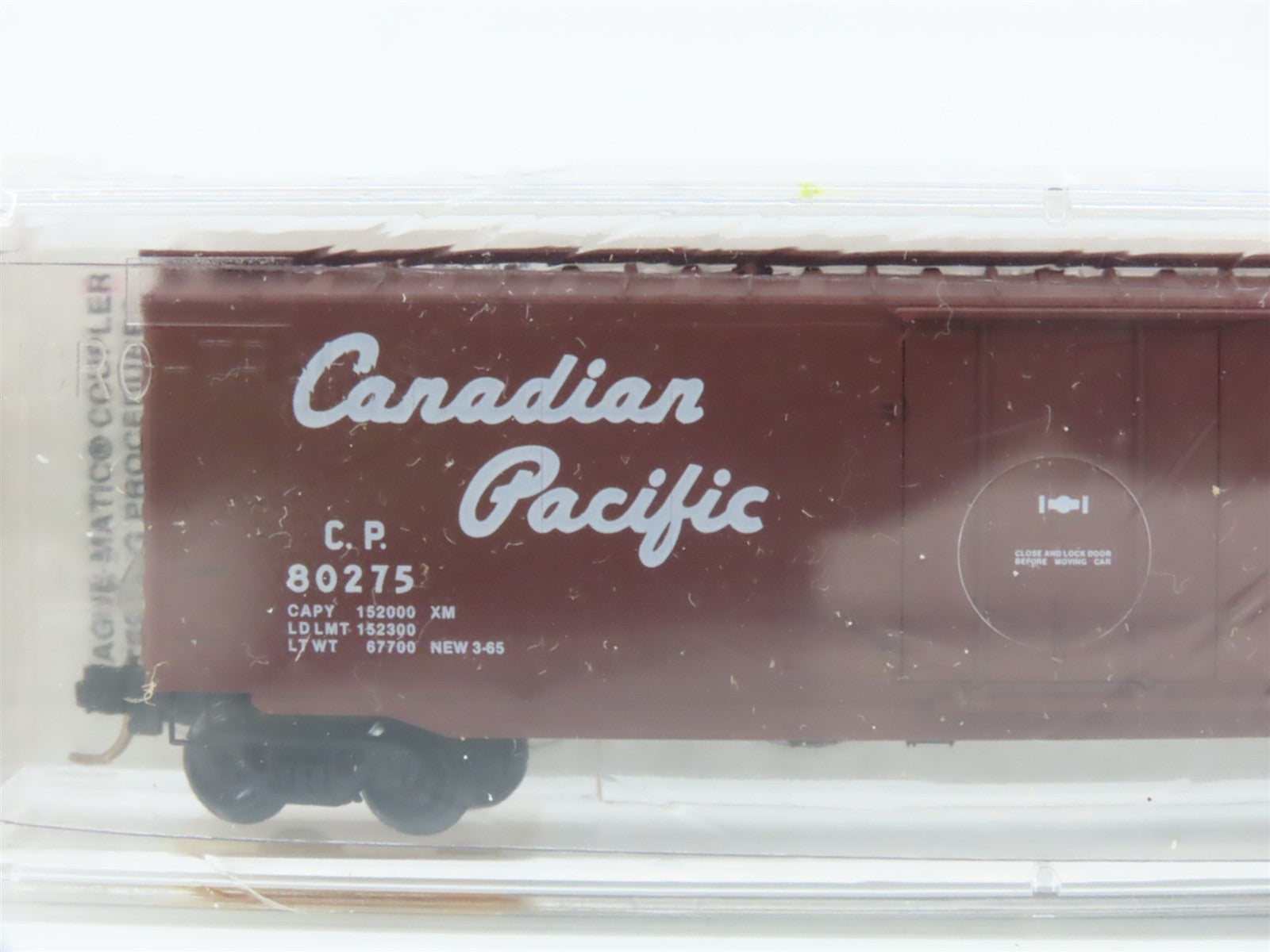 N Scale Micro-Trains MTL 32170 CP Canadian Pacific 50' Plug Door Box Car 80275