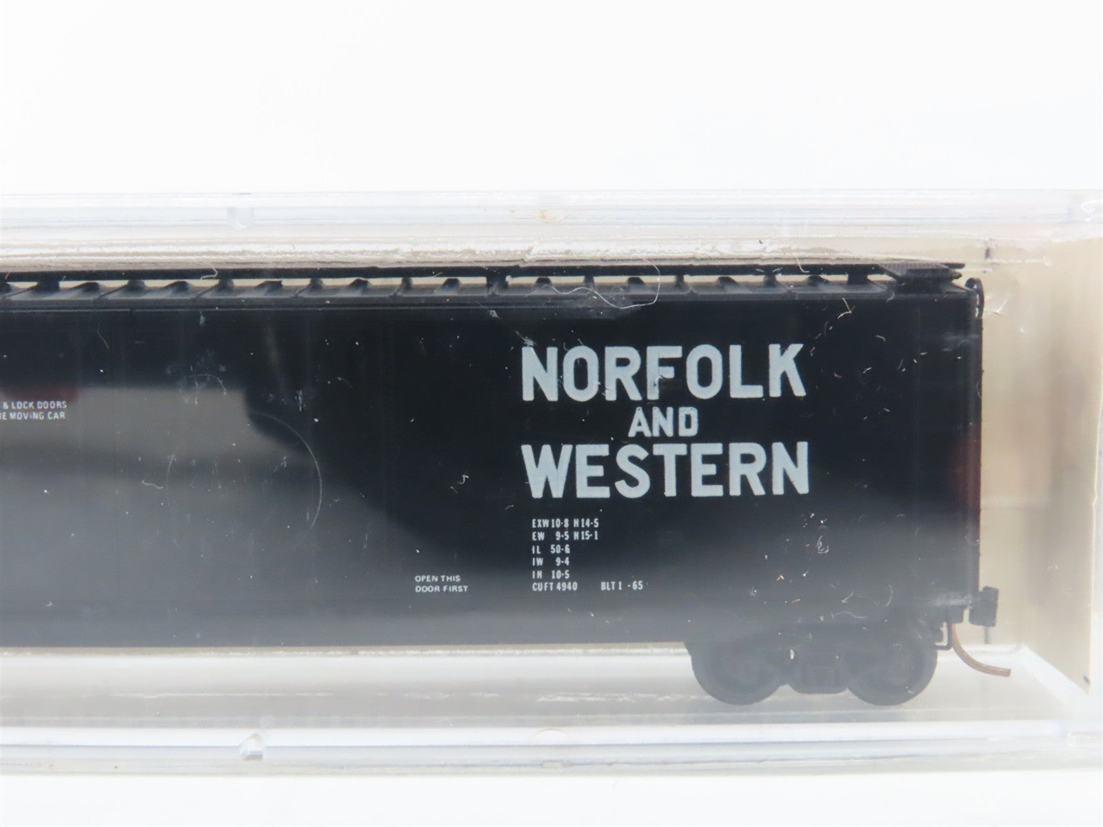 N Scale Micro-Trains MTL 36020 N&W Norfolk & Western 50' Box Car 56611
