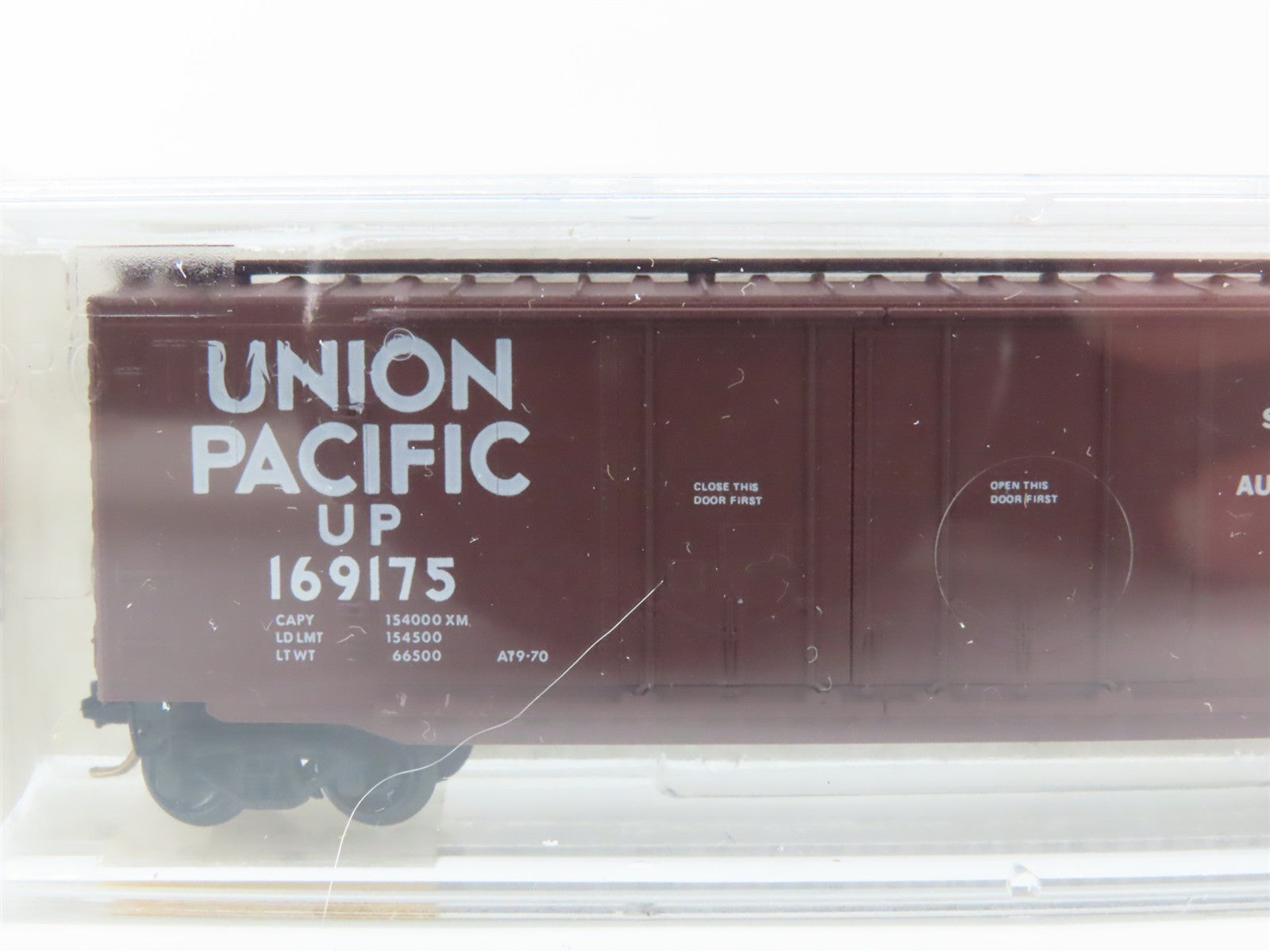 N Scale Micro-Trains MTL 36030 UP Union Pacific 50' Box Car 169175