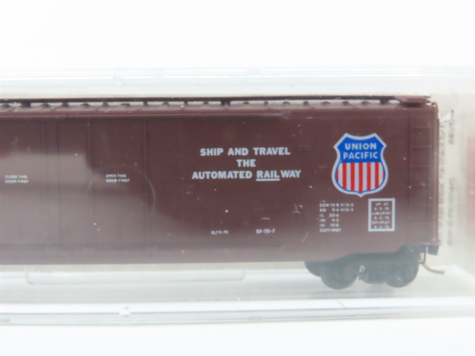 N Scale Micro-Trains MTL 36030 UP Union Pacific 50' Box Car 169175