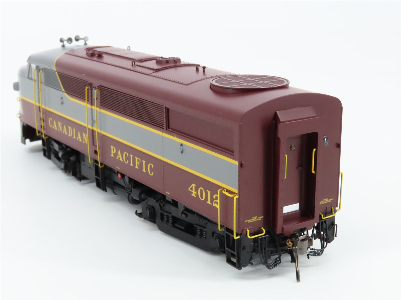 HO Scale Rapido 37507 CP Canadian Pacific FA-1/FB-1 Diesel Loco Set wDCC & Sound