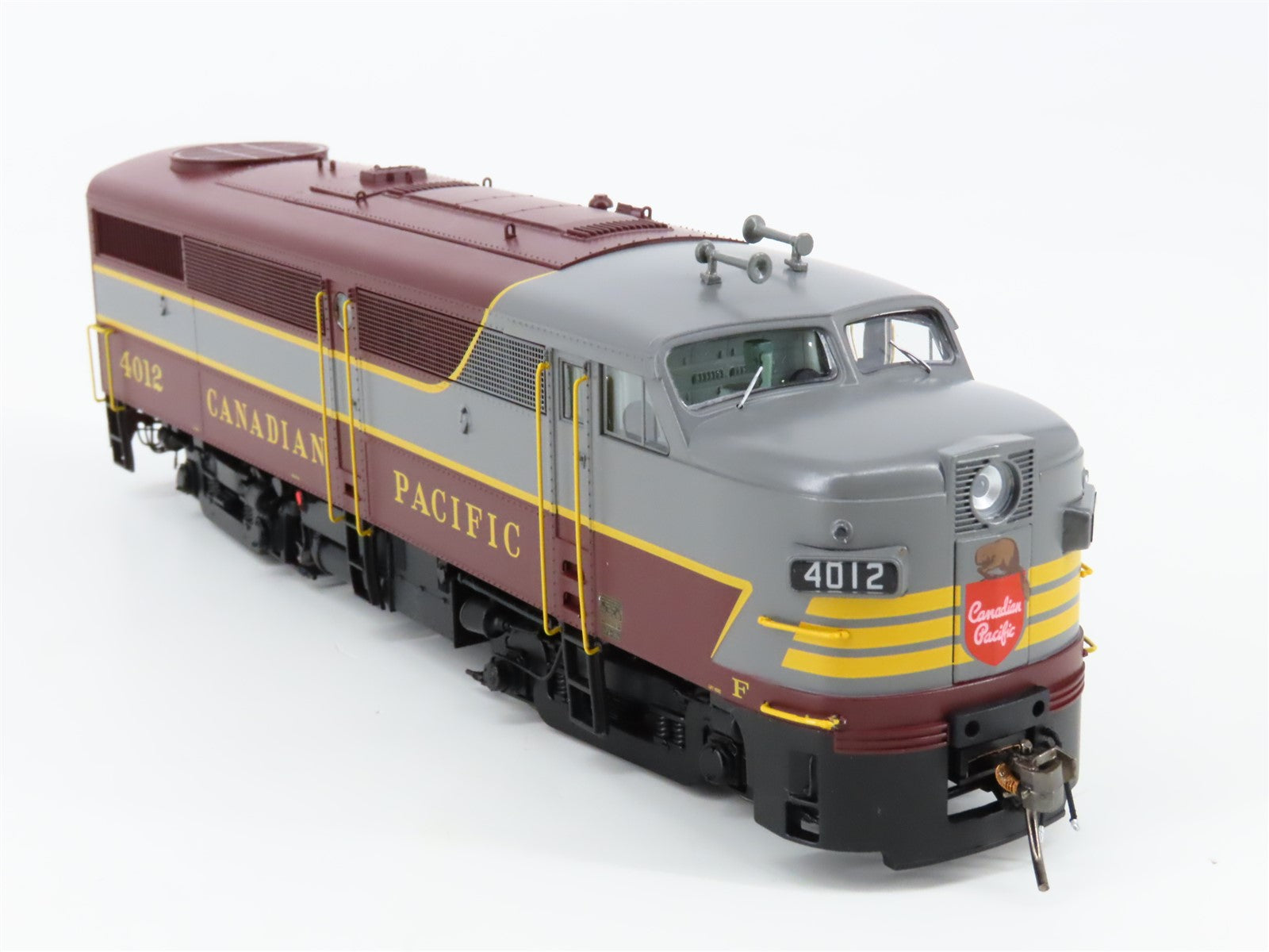 HO Scale Rapido 37507 CP Canadian Pacific FA-1/FB-1 Diesel Loco Set wDCC & Sound