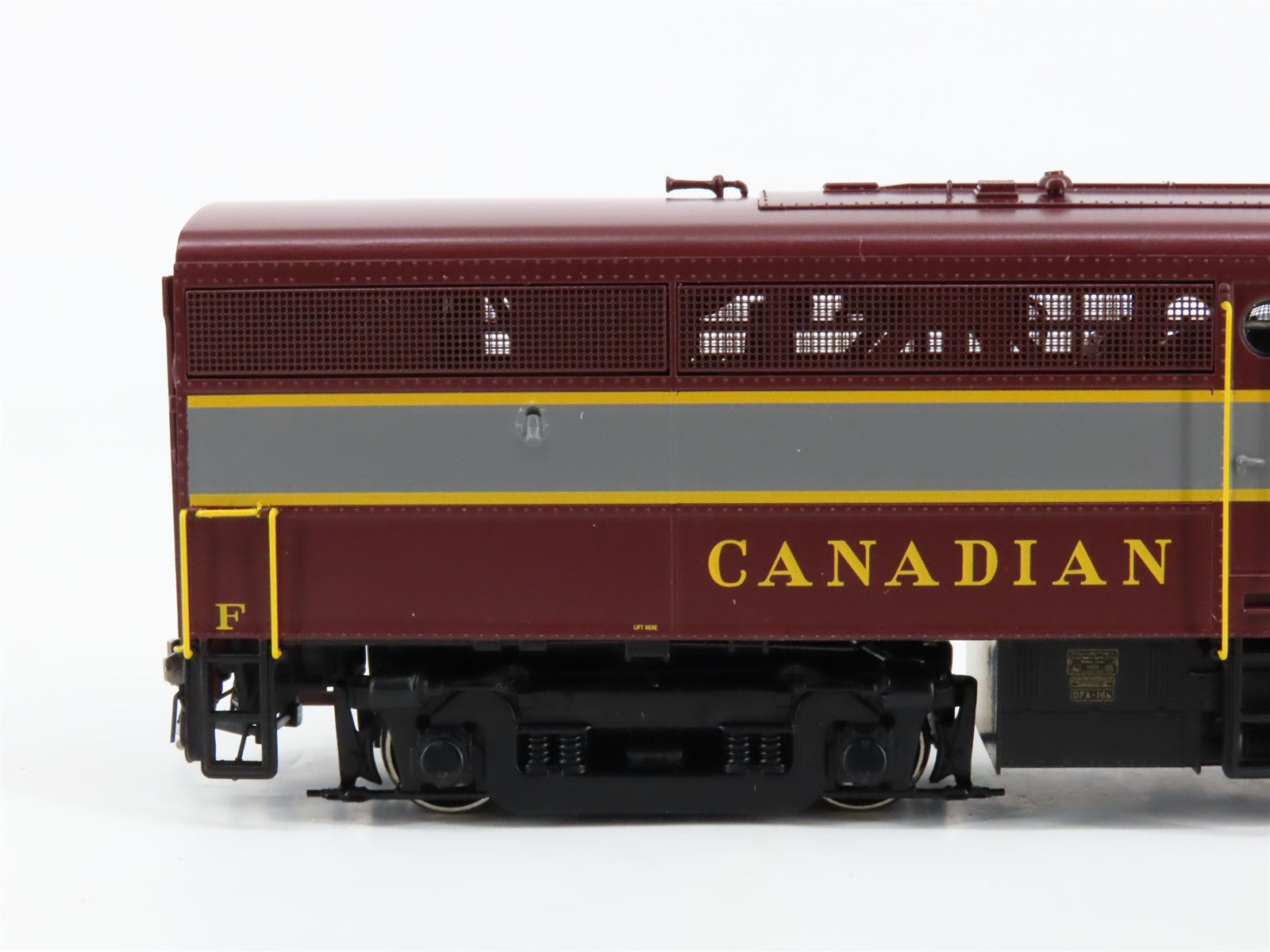 HO Scale Rapido 37507 CP Canadian Pacific FA-1/FB-1 Diesel Loco Set wDCC & Sound
