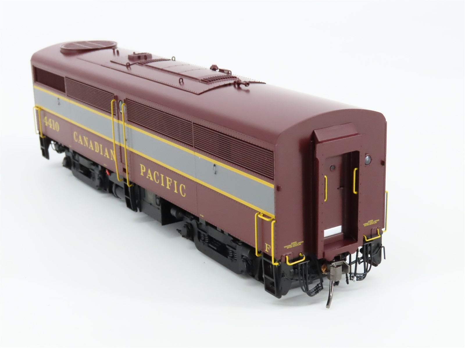 HO Scale Rapido 37507 CP Canadian Pacific FA-1/FB-1 Diesel Loco Set wDCC & Sound