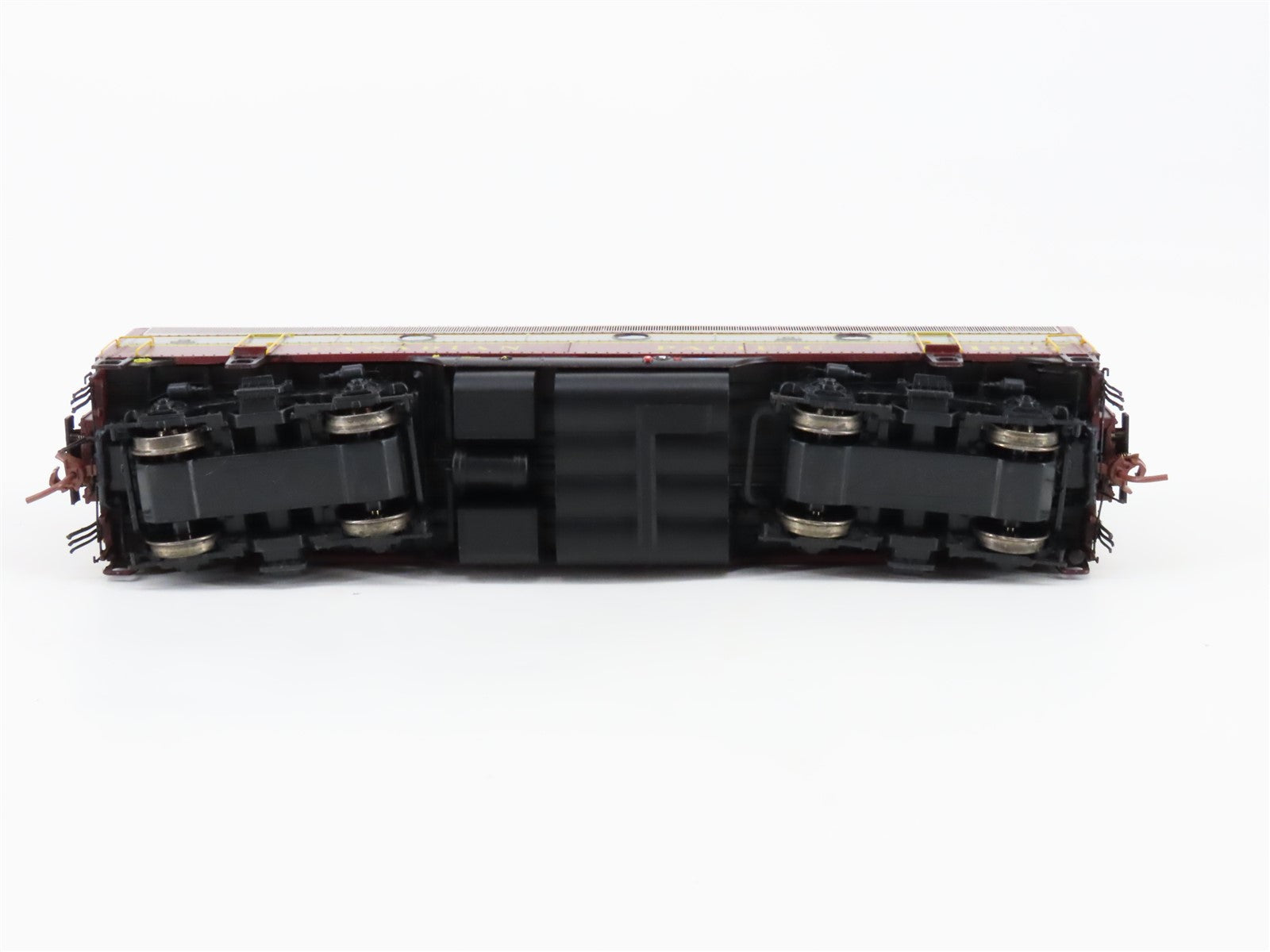 HO Scale Rapido 223004 CP Canadian Pacific F9B Diesel Locomotive #1907 wDCC